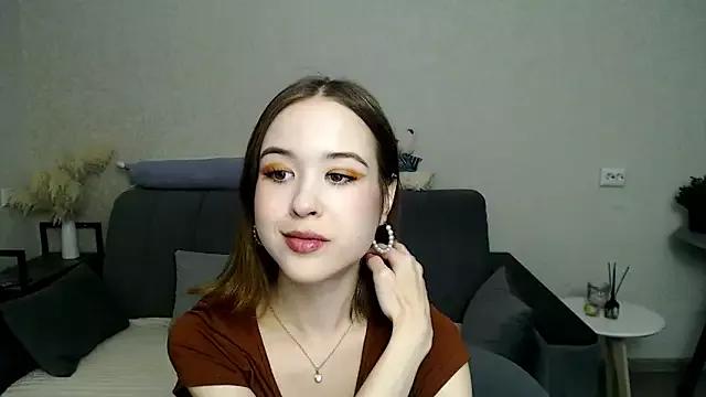 Explore our live girls sluts from our Custom and Multi clubs and checkout exclusive access to highly interactive content, such as shape, hair, titties, pussy type and many more.
