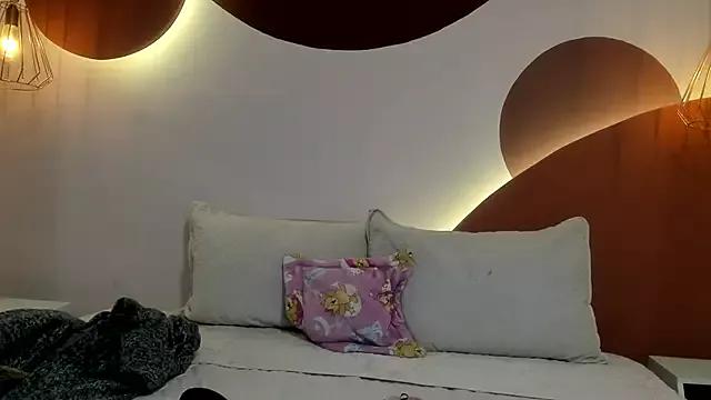 StarkJones from StripChat is Freechat