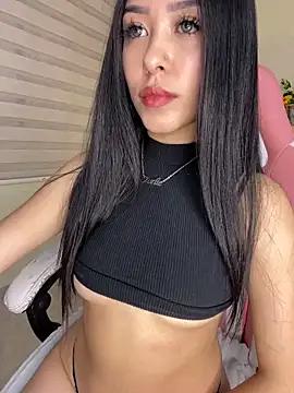 Explore our live girls sluts from our Custom and Multi clubs and checkout exclusive access to highly interactive content, such as shape, hair, titties, pussy type and many more.