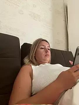 StasyWood from StripChat