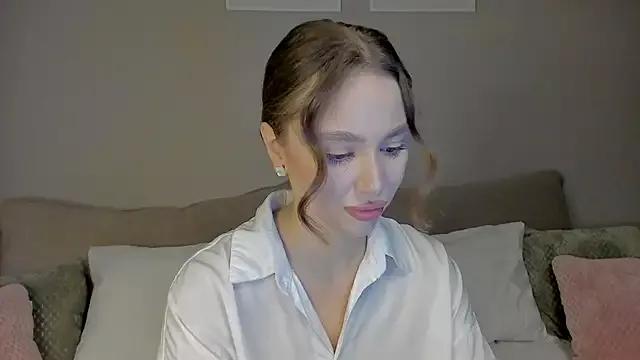 Stefa_Evans from StripChat is Freechat