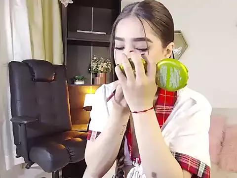 Explore our live girls sluts from our Custom and Multi clubs and checkout exclusive access to highly interactive content, such as shape, hair, titties, pussy type and many more.