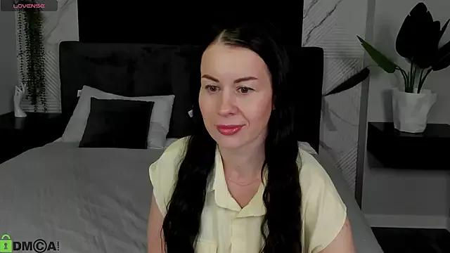 Stella_Leon from StripChat is Freechat
