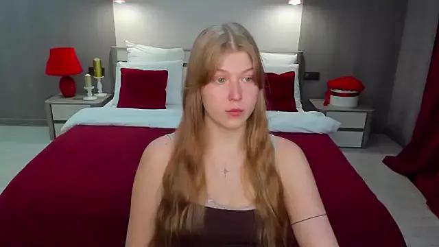 Explore our live girls sluts from our Custom and Multi clubs and checkout exclusive access to highly interactive content, such as shape, hair, titties, pussy type and many more.