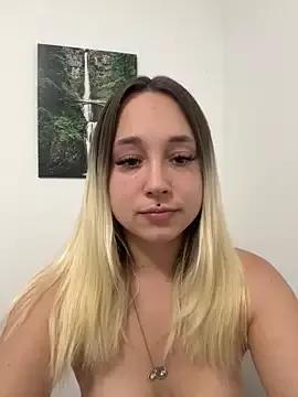 Explore our live girls sluts from our Custom and Multi clubs and checkout exclusive access to highly interactive content, such as shape, hair, titties, pussy type and many more.