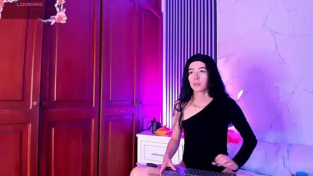 StephanAndSamantha from StripChat is Freechat