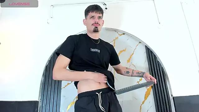 Stevengreen_ from StripChat is Freechat
