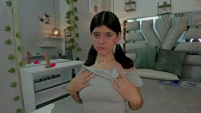 Explore our live girls sluts from our Custom and Multi clubs and checkout exclusive access to highly interactive content, such as shape, hair, titties, pussy type and many more.