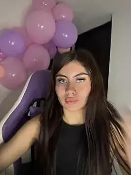 Explore our live girls sluts from our Custom and Multi clubs and checkout exclusive access to highly interactive content, such as shape, hair, titties, pussy type and many more.