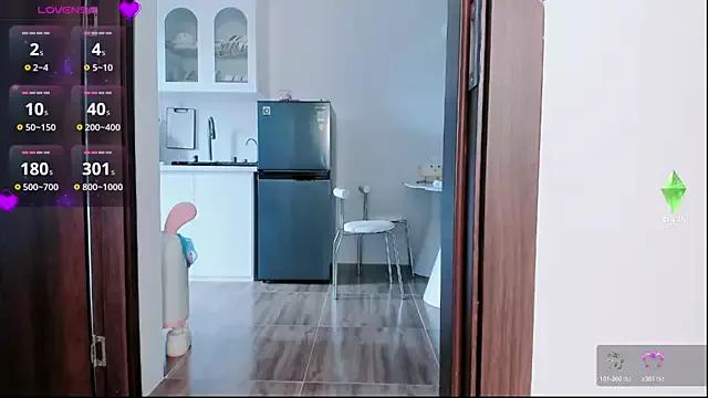 Explore our live girls sluts from our Custom and Multi clubs and checkout exclusive access to highly interactive content, such as shape, hair, titties, pussy type and many more.