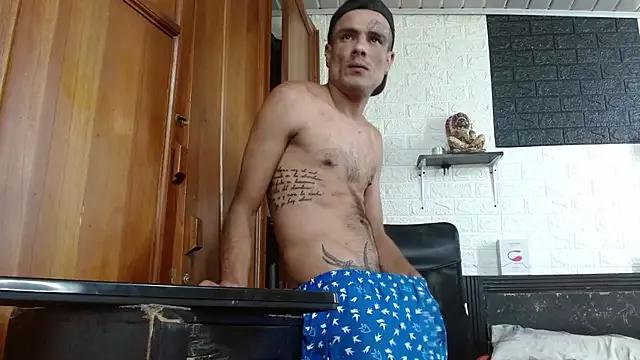 StrongAndGeorge from StripChat is Freechat