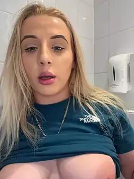 Strongqueen webcams show profile image 