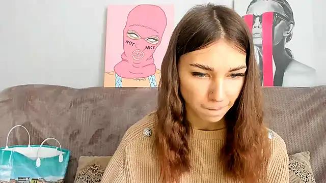 Explore our live girls sluts from our Custom and Multi clubs and checkout exclusive access to highly interactive content, such as shape, hair, titties, pussy type and many more.
