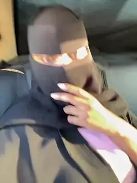 Submissive_Arab from StripChat is Freechat