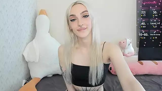 succubantra from StripChat