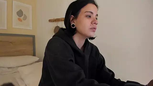 SuccubusDolly from StripChat