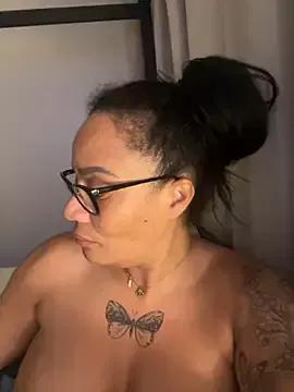 sugarsweetie8000 from StripChat is Freechat