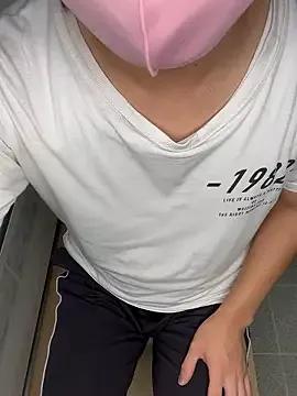 suisui3434 from StripChat