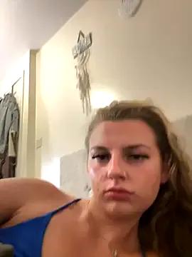 Explore our live girls sluts from our Custom and Multi clubs and checkout exclusive access to highly interactive content, such as shape, hair, titties, pussy type and many more.