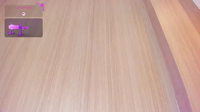 SummersAngel from StripChat