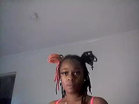 Sunflower_Synns from StripChat is Freechat