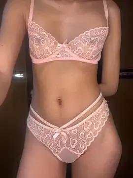 sunnset24 from StripChat