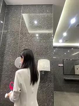 sunny-520 from StripChat is Freechat