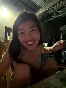Sunny_lotus from StripChat is Freechat