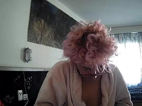 Sunnylarrah from StripChat