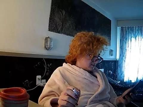 Sunnylarrah from StripChat