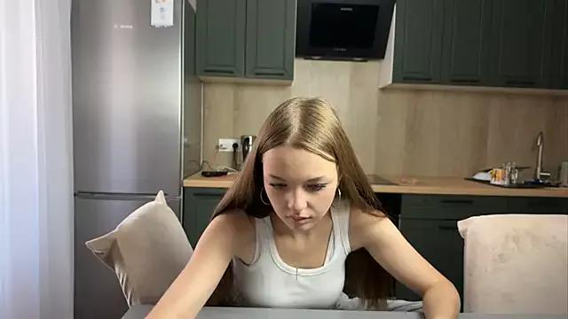 Explore our live girls sluts from our Custom and Multi clubs and checkout exclusive access to highly interactive content, such as shape, hair, titties, pussy type and many more.
