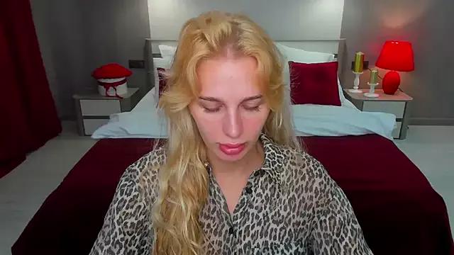 sunshine_flora from StripChat is Freechat