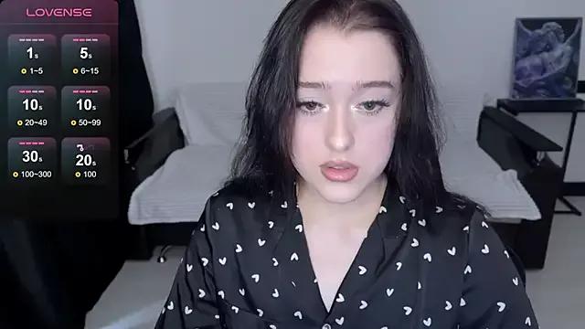 Sunshine_J from StripChat