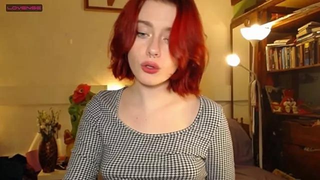 sunshine_lina from StripChat