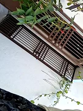 Suraj696 webcams show profile image 