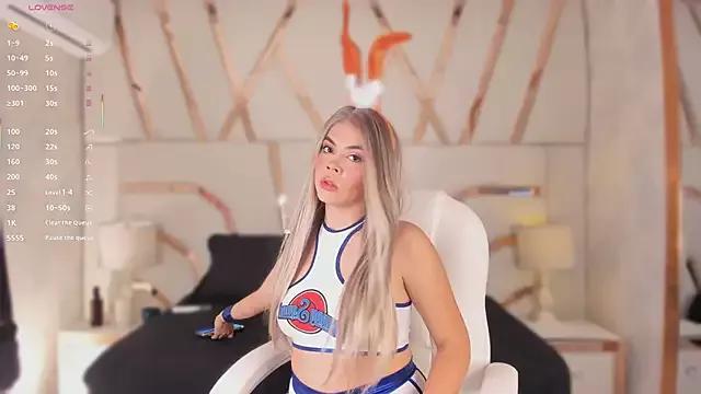 susan_vega_ from StripChat is Freechat