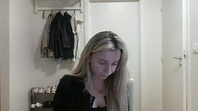 SusanCurt from StripChat