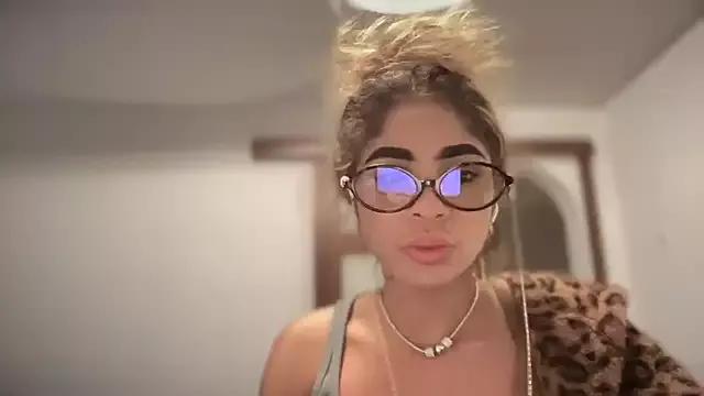 Susandolls from StripChat