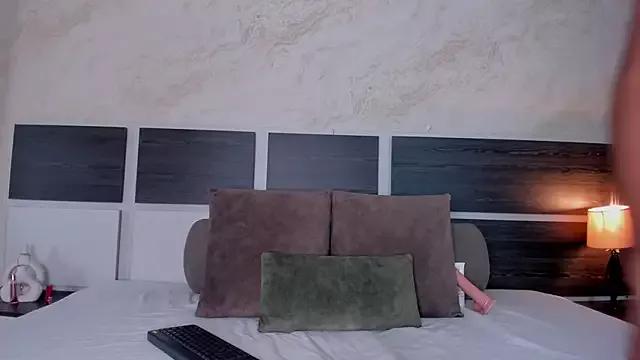 Susanna_Cute from StripChat is Freechat