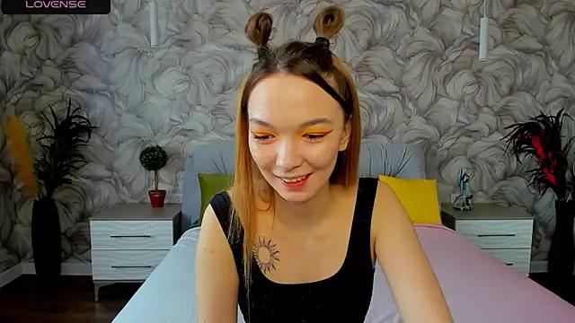 SusannJohnson from StripChat