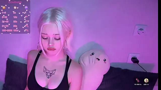 SusieEvans from StripChat