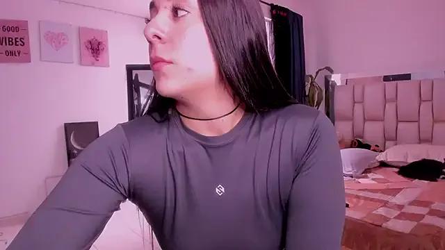 Sussy_Bell01 from StripChat