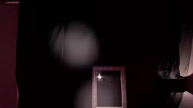 SussyBellX from StripChat