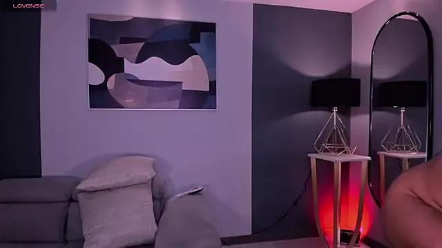 SussyBellX from StripChat