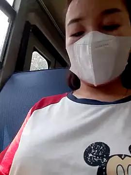Susu_Hot2 from StripChat