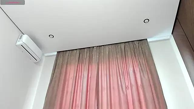 suzune_aya from StripChat