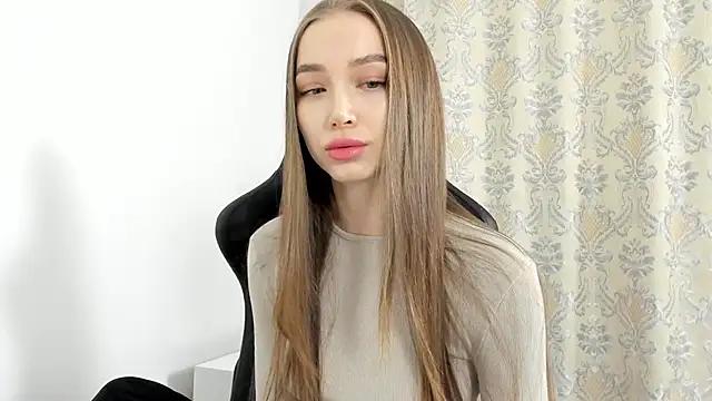 Sweet-bb from StripChat