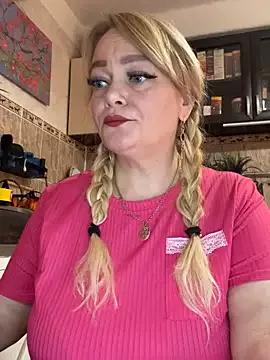 Sweet-blonde from StripChat