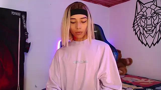 Sweet-Cris from StripChat