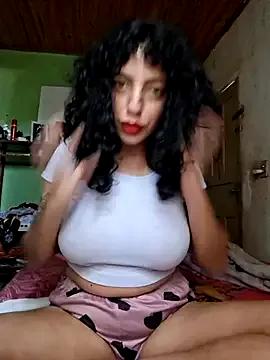 Sweet-diamondxxx from StripChat